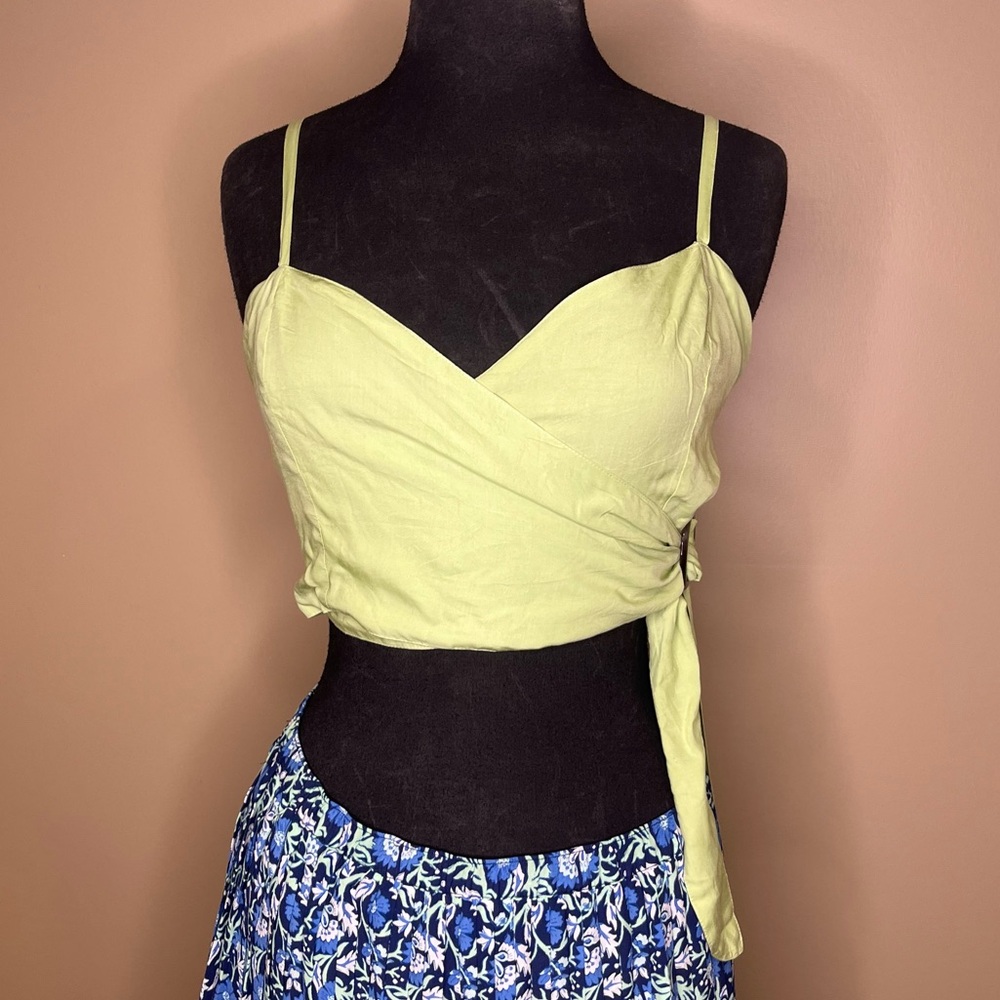 Shore wrap buckle crop top margarita green